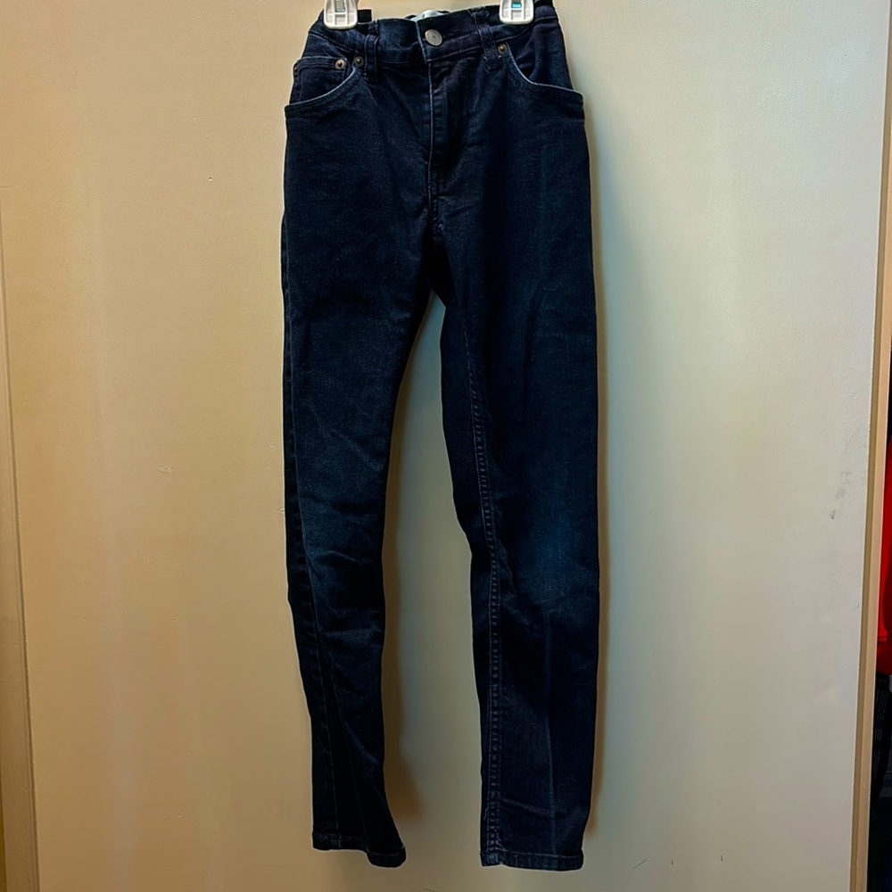 Levi’s dark blue 510 skinny jeans